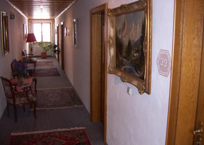 Gasthof-hotel Hoehensteiger בית הארחה 3*
